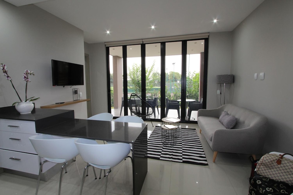 The Lakes Boutique Lodge 31/50