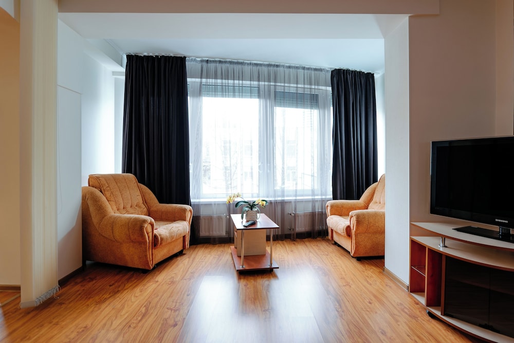 Villa Arus Hotel 53/63