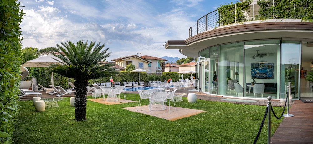 Mondial Resort And Spa 68/74