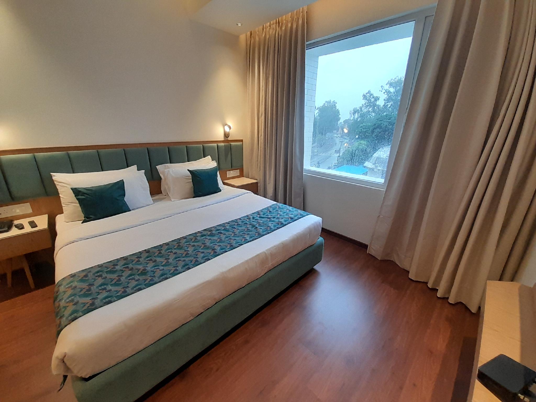 Hotel Golden Orchid 10/41