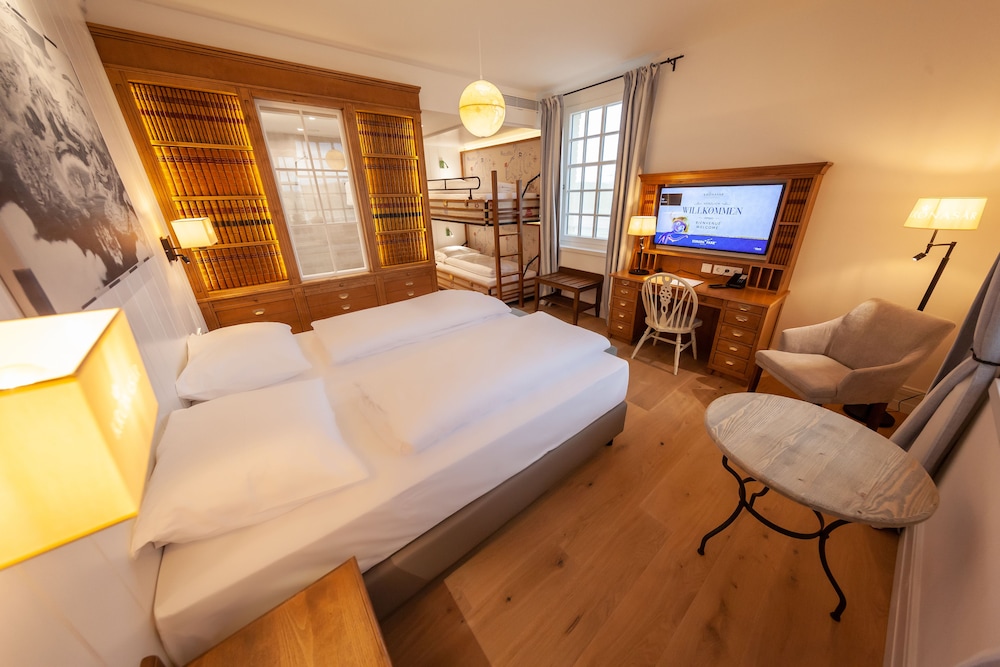 Europa Park Freizeitpark Erlebnis Resort Hotel Kronasar 9/50
