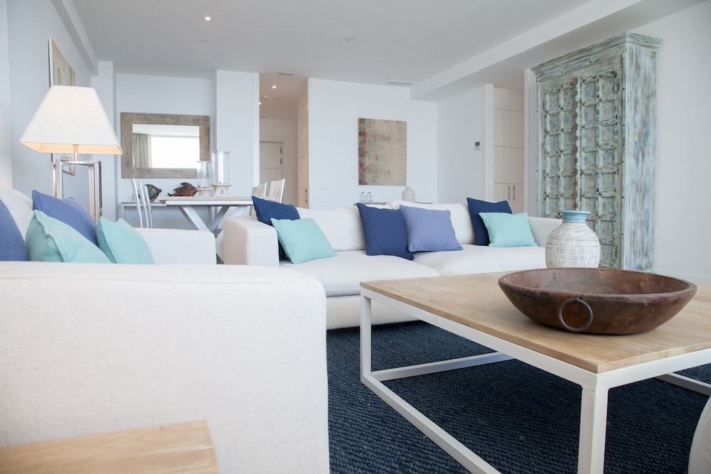 LAS SUITES DE PUERTO SHERRY 40/60