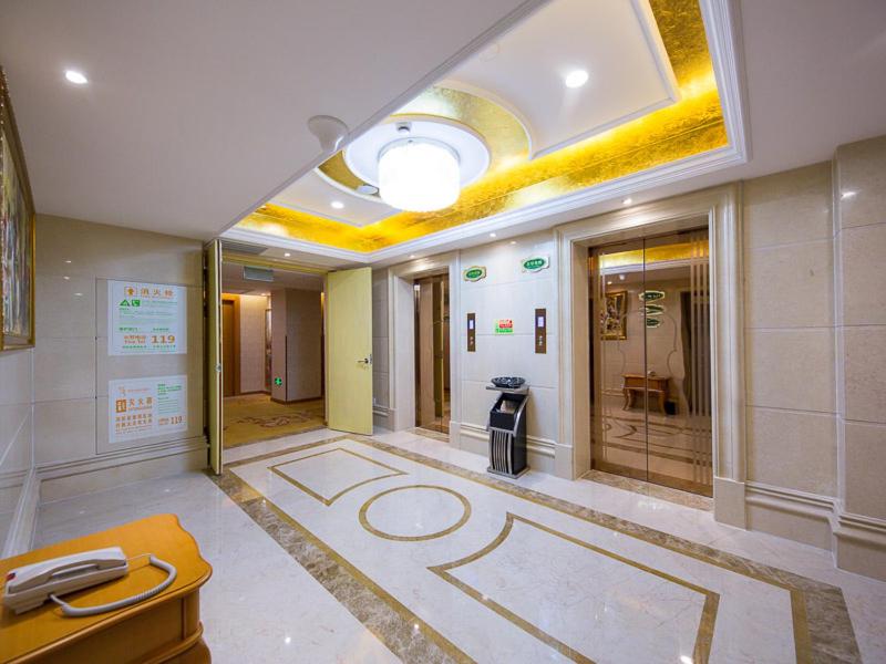 Vienna International Hotel (Shanghai Pudong Airport East Station) 8/33