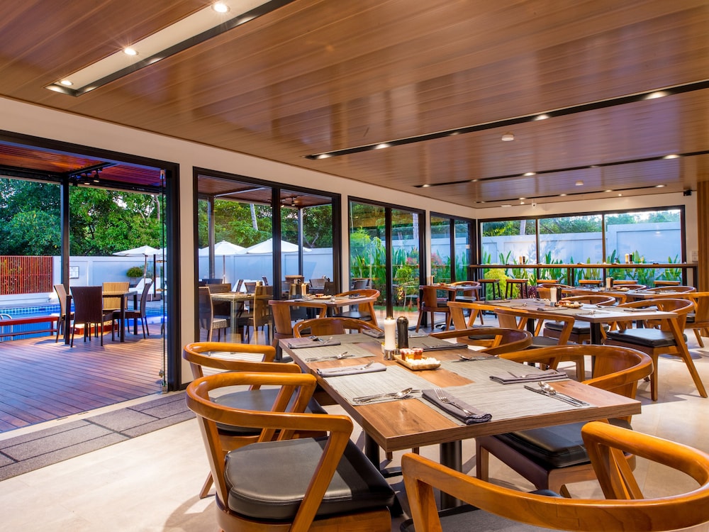 Meridian Adventure Marina Club and Resort 28/50