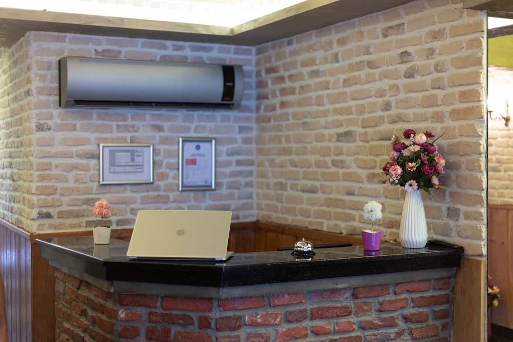 Royal Garden Suite Hotel 写真5