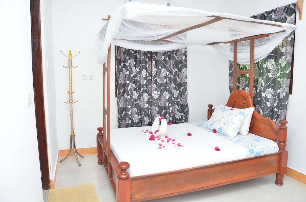 Bagamoyo Spice Villa 6/20