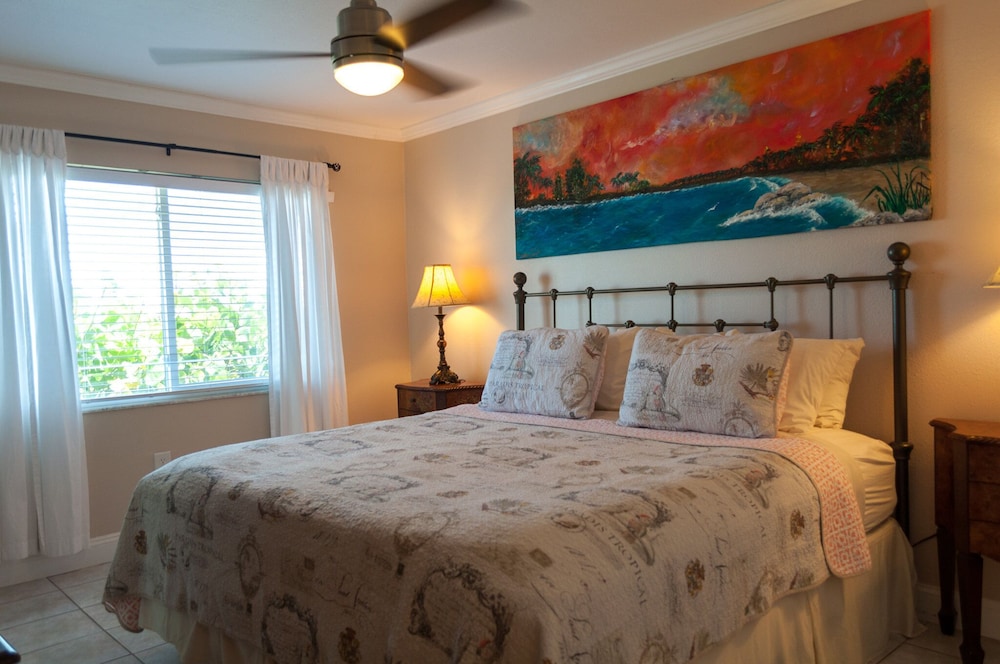 Beach Place Guesthouses 25/74