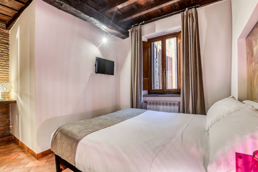 Luxury Navona 28/58