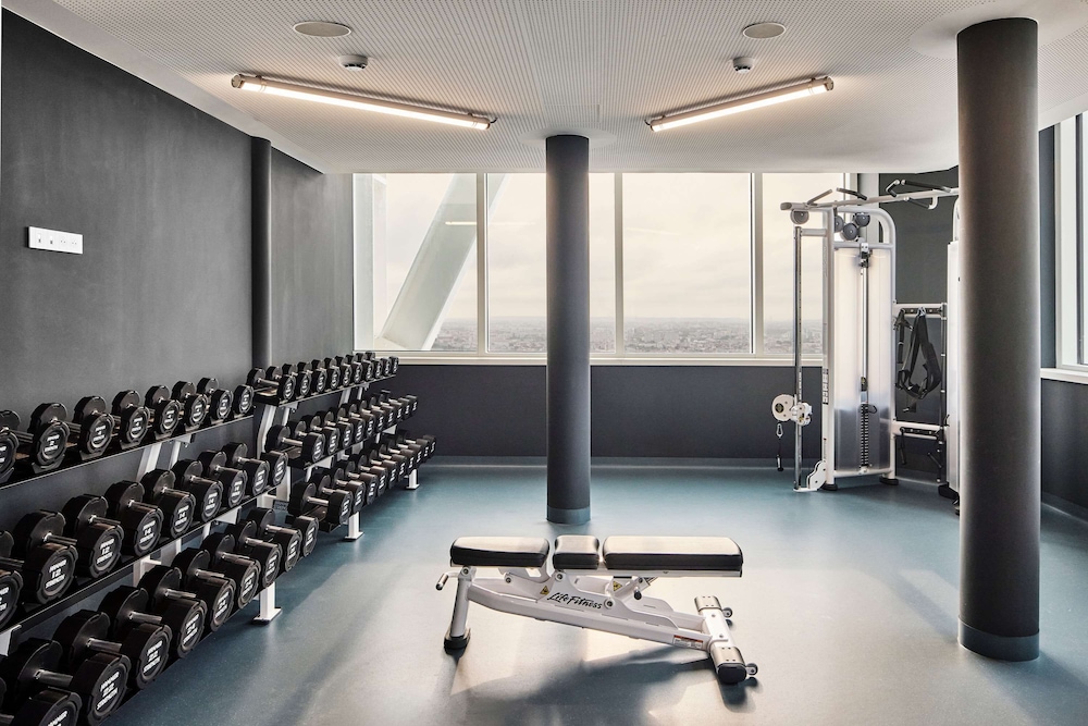 H4 Wyndham Paris Pleyel 62/87