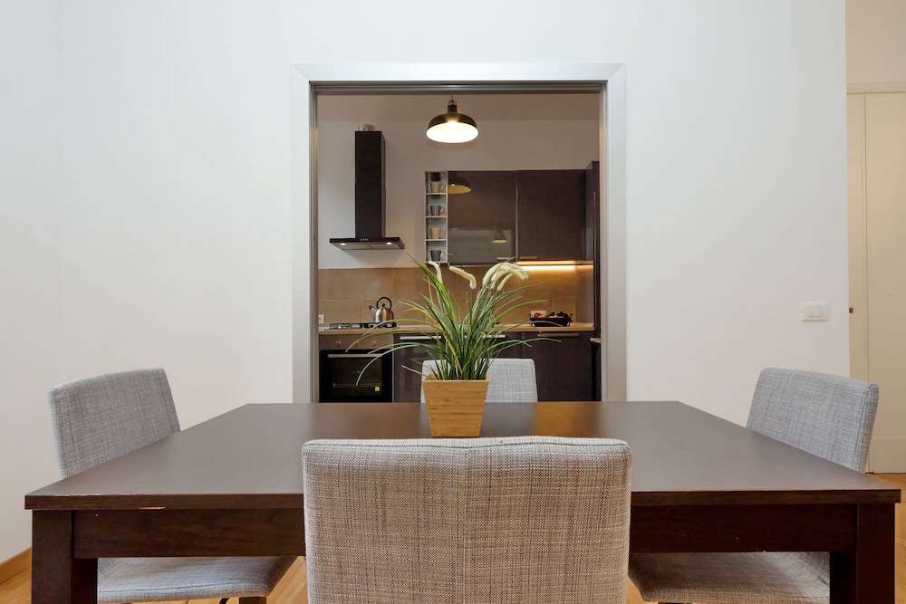 Traiano Charme - My Extra Home 12/20
