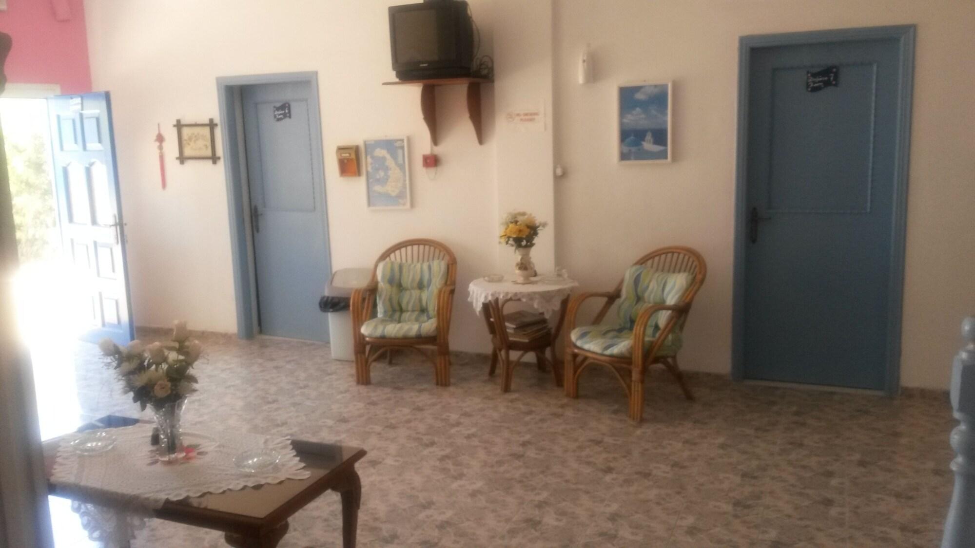 Hotel Thirasia 83/98