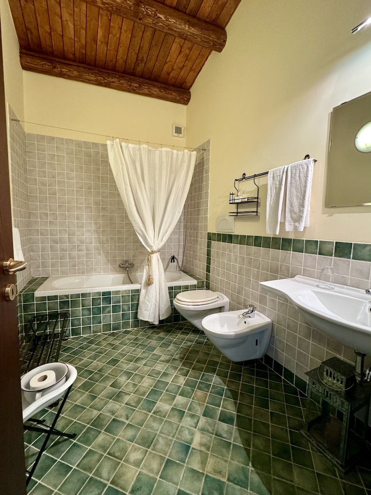 Hotel Aguglia Agriturismo 35/35