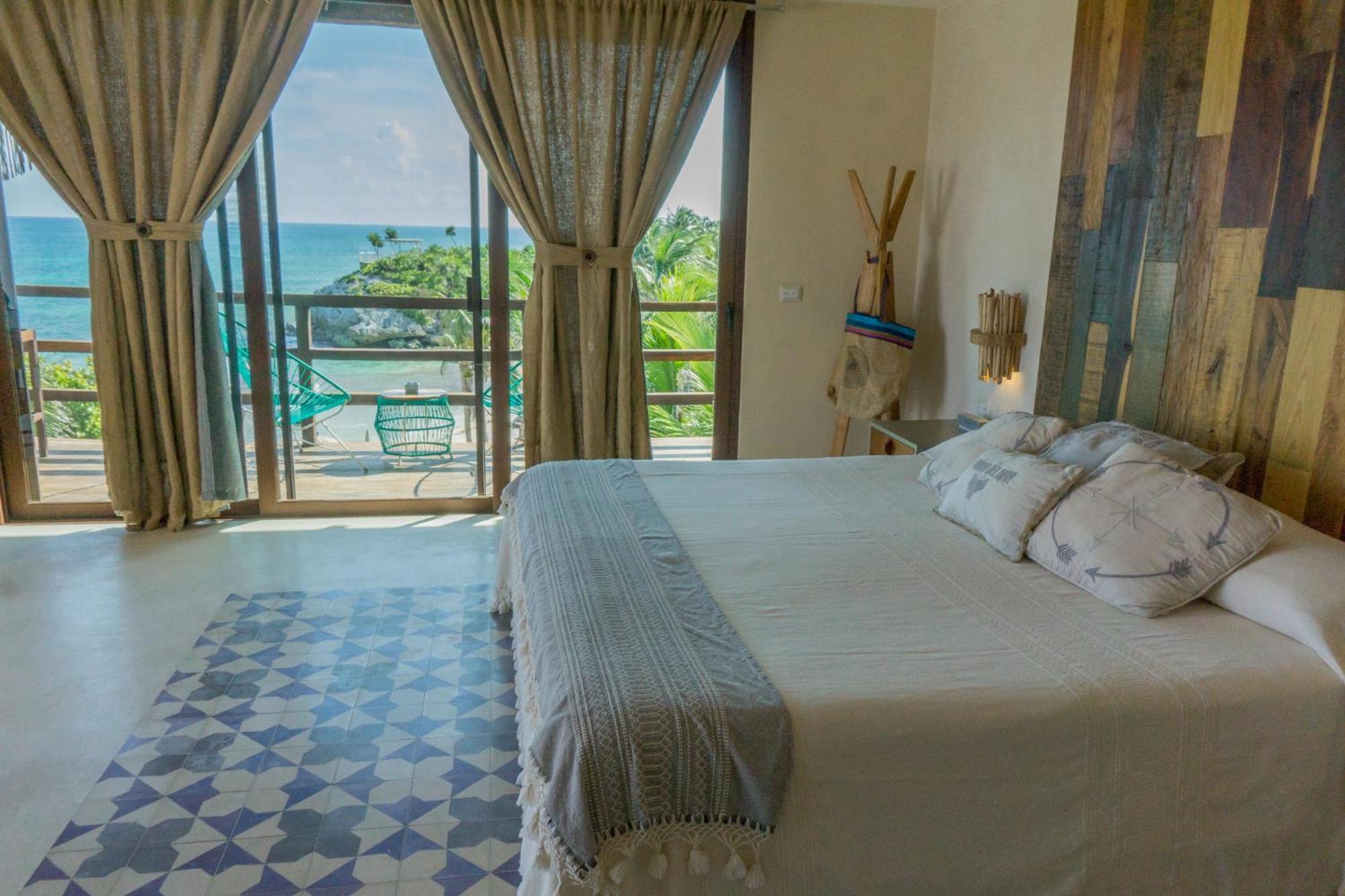 Penthouse Suite, Ocean Front