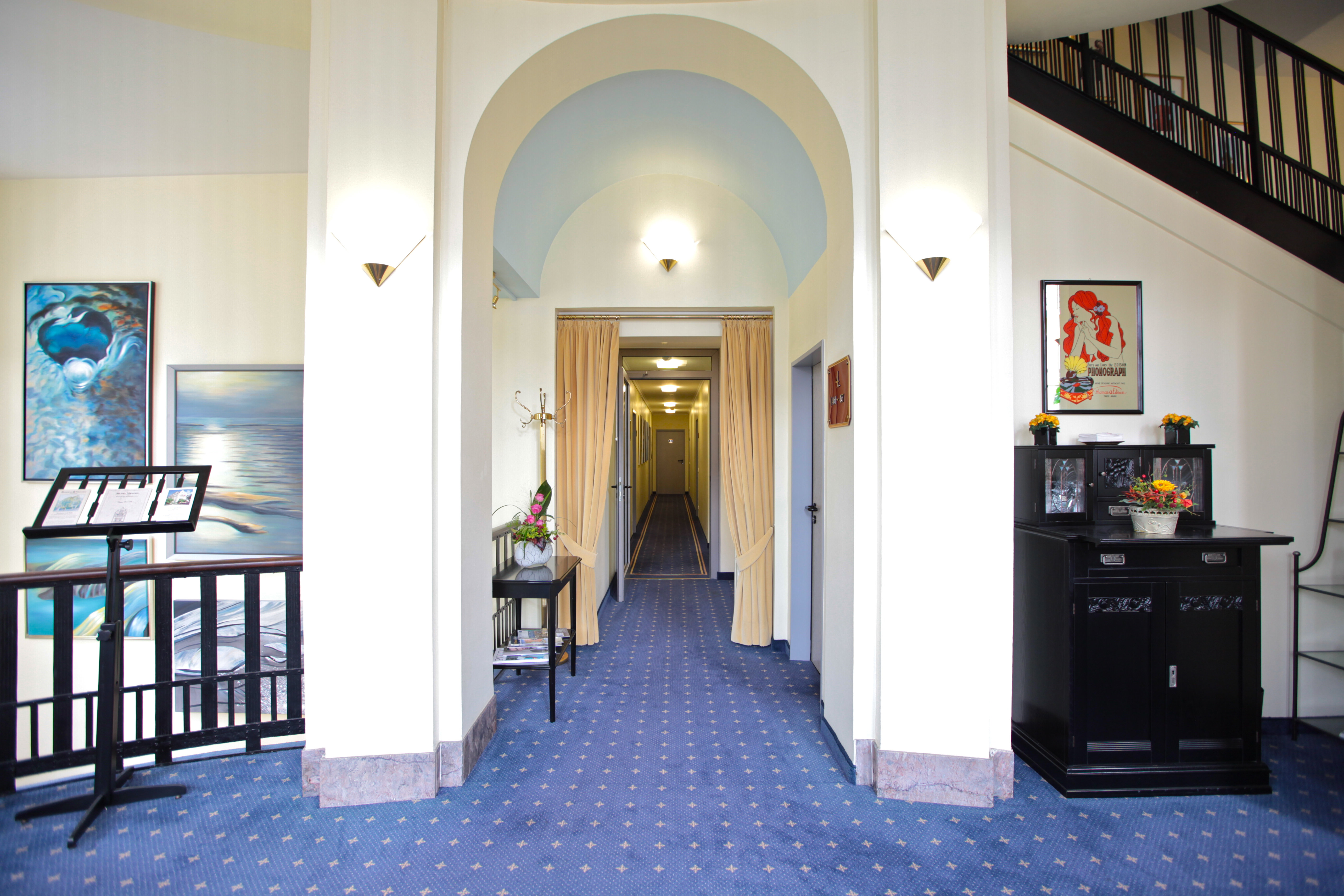 Viktoria Hotel Cologne 14/22