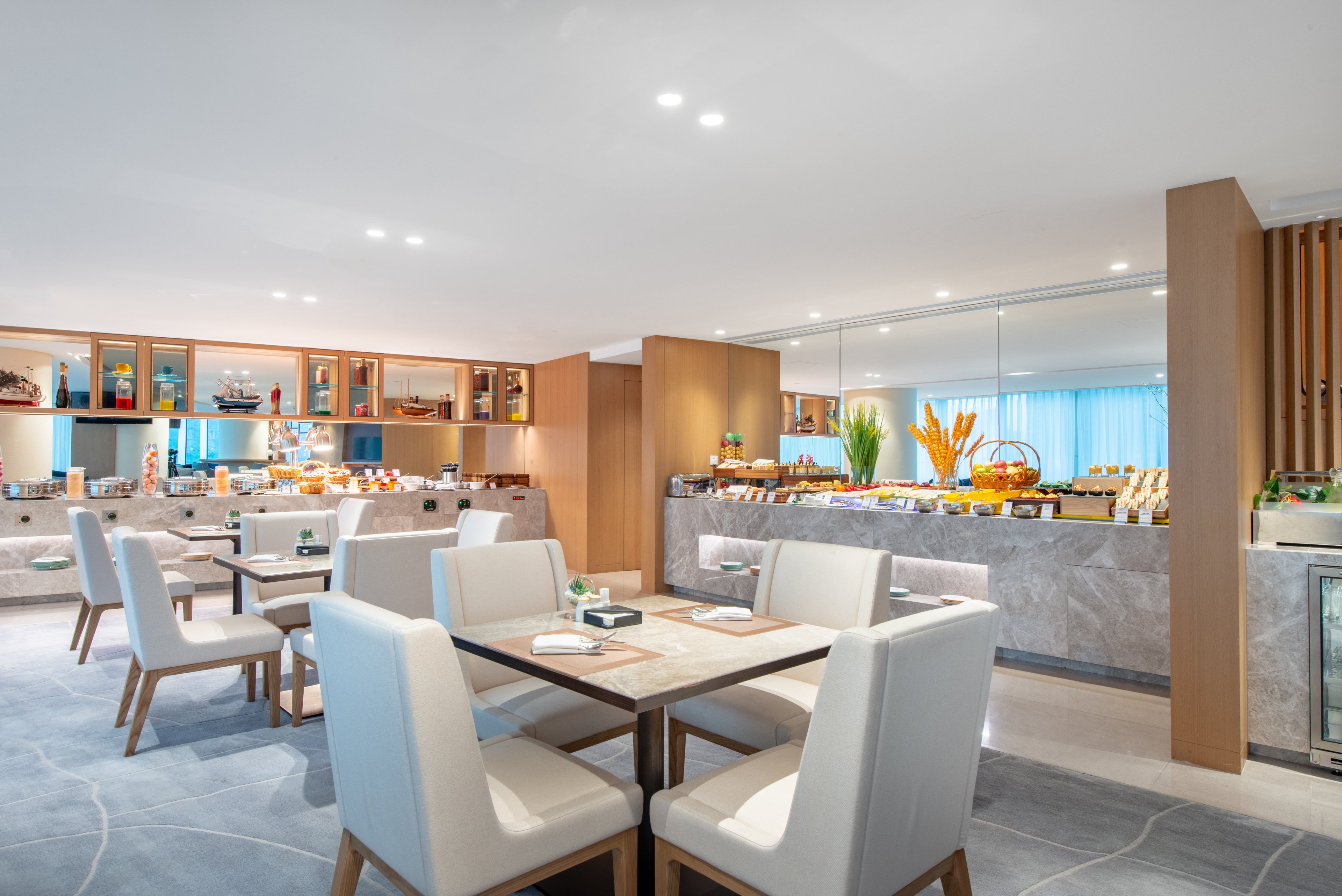 Crowne Plaza Zhuhai City Center 56/78