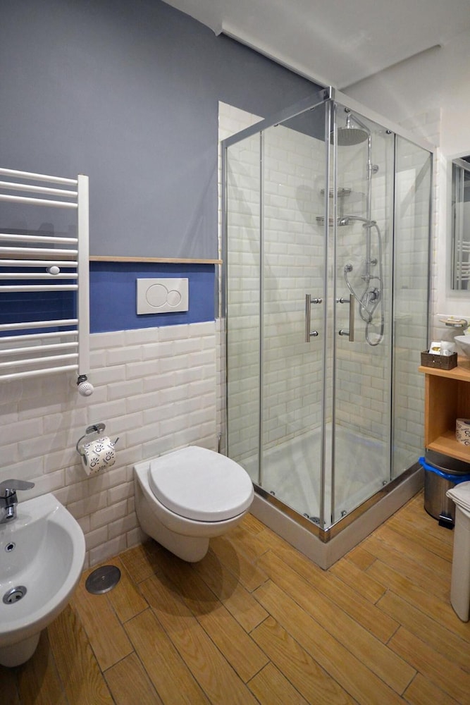 B&B Sorrento Queen 48/50