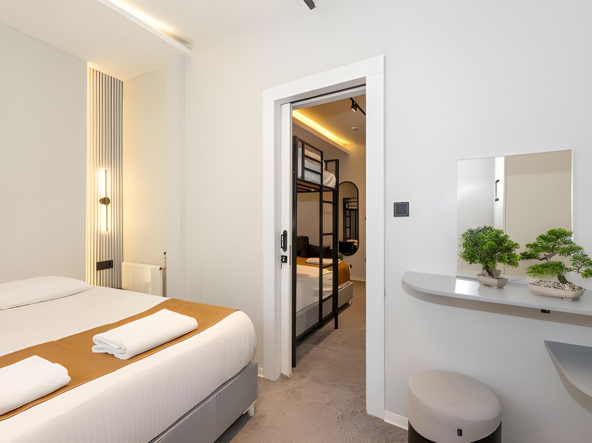 Family Suite, 1 Double and 3 Single Beds
