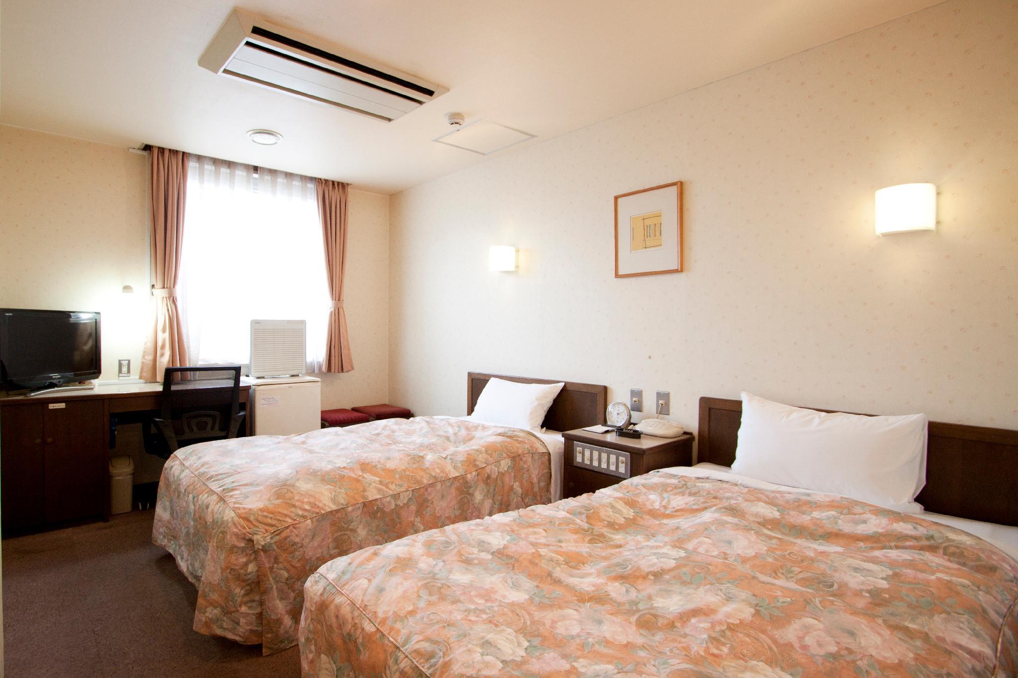 Semi Room, 2 Semi Double Beds