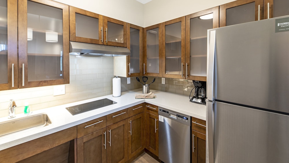 Staybridge Suites Naples Marco Island 8/75