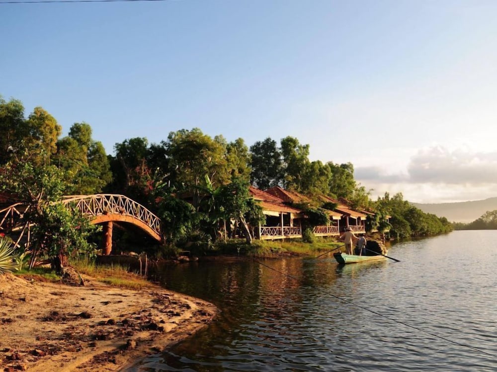 Chez Carole Beach Resort 46/50