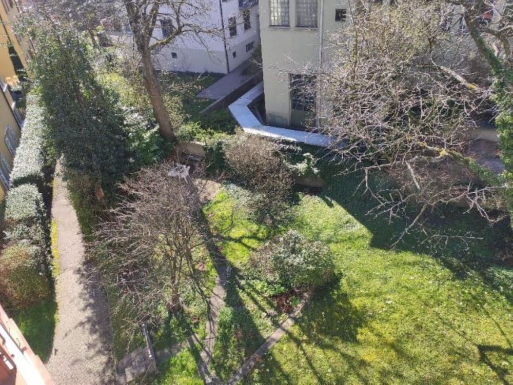 Newly Furnished Apartments In Zurich 44/50