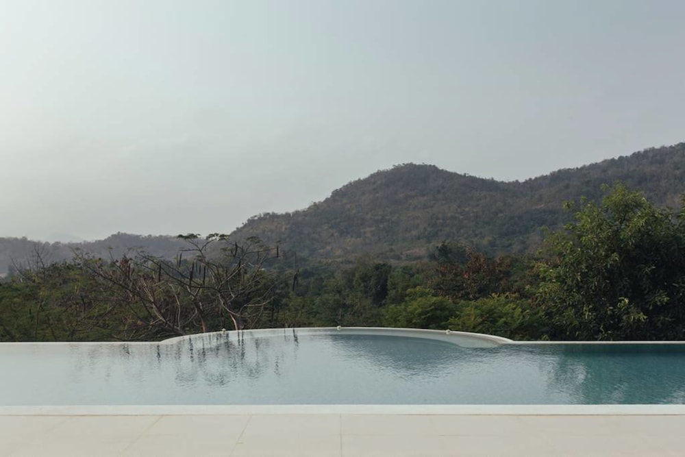 The Peak Residence 17/21