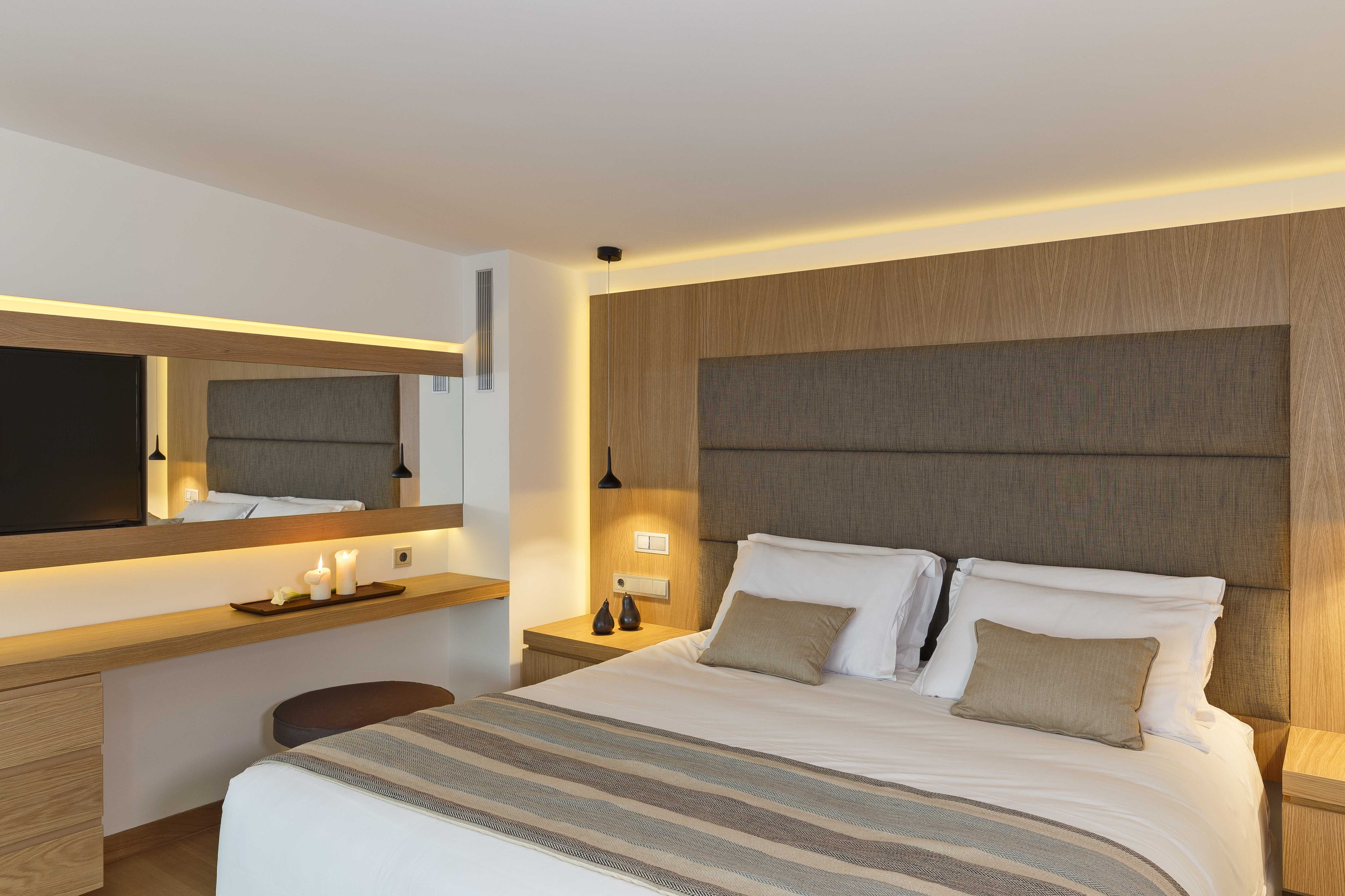 Duplex, Swim Up, Deluxe, Residence, Suite, Sea View