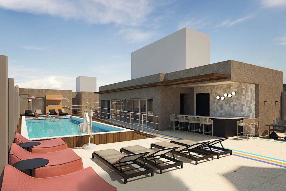 Aloft Santo Domingo Piantini 42/45