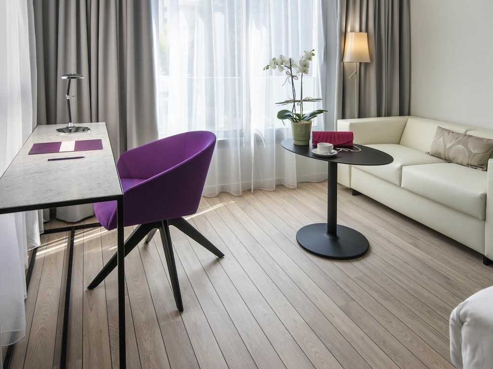 Mercure Ajaccio Centre 40/76