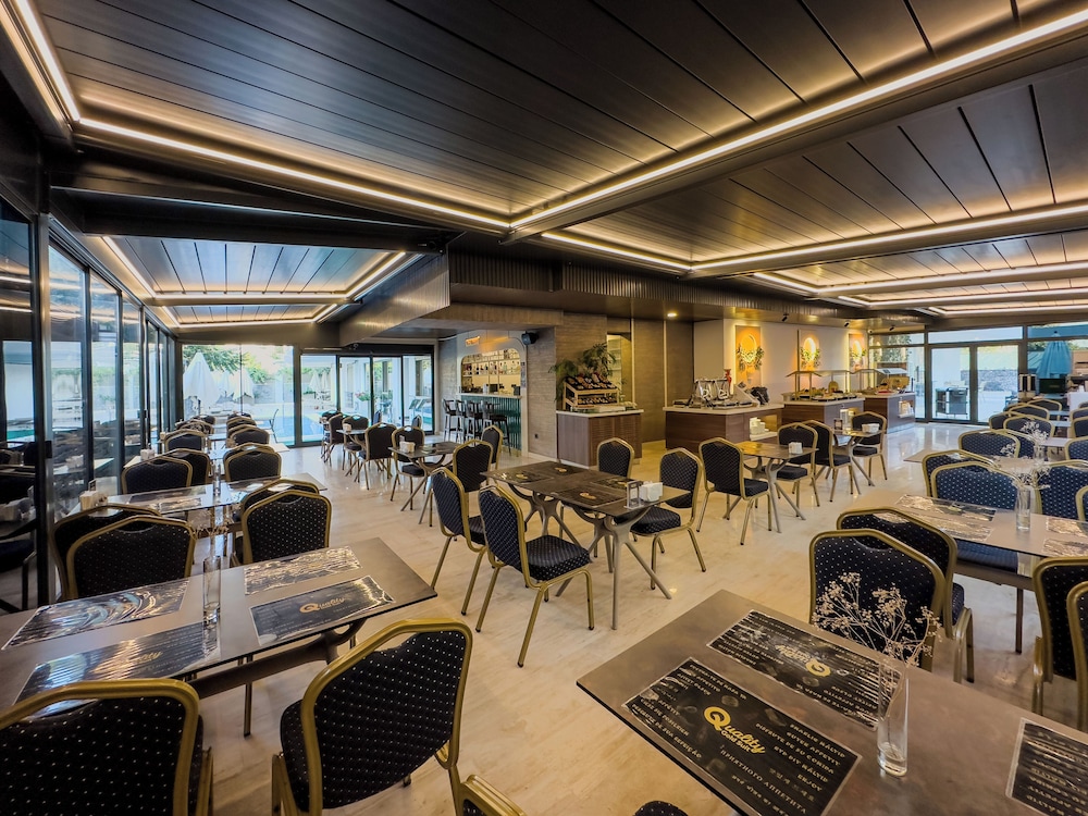 Quality Gold Suite Hotel 35/50