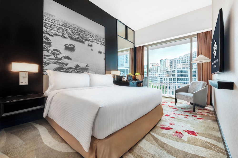 Deluxe, Queen Bed