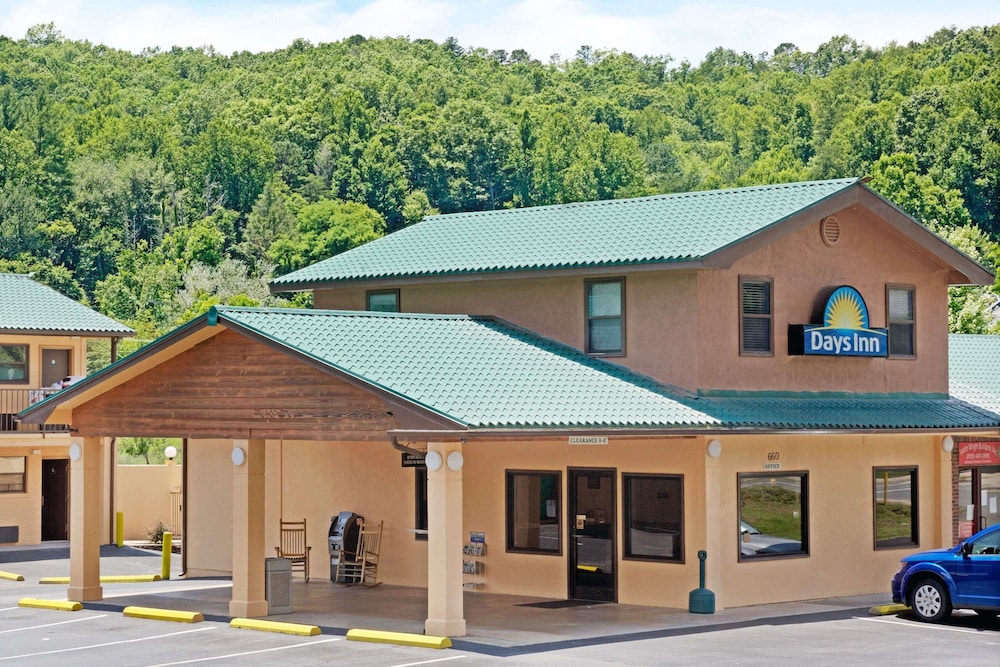Days Inn by Wyndham Cherokee Near Casino 3/20