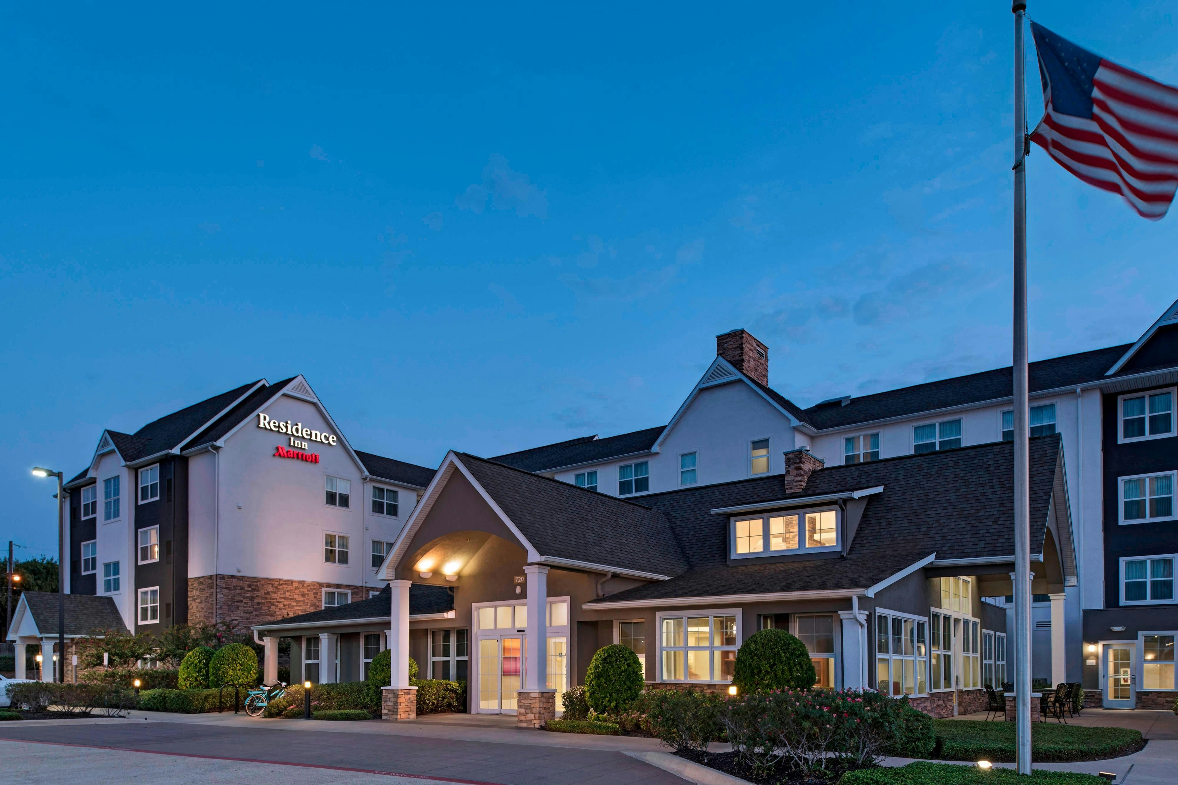 Residence Inn Bryan College Station 2/37