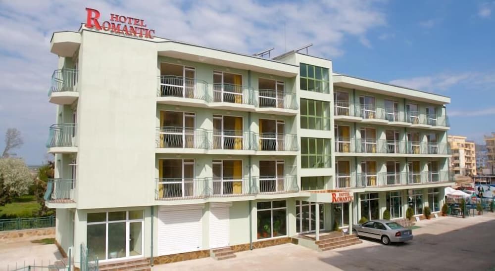 Family Hotel Romantic 2/15