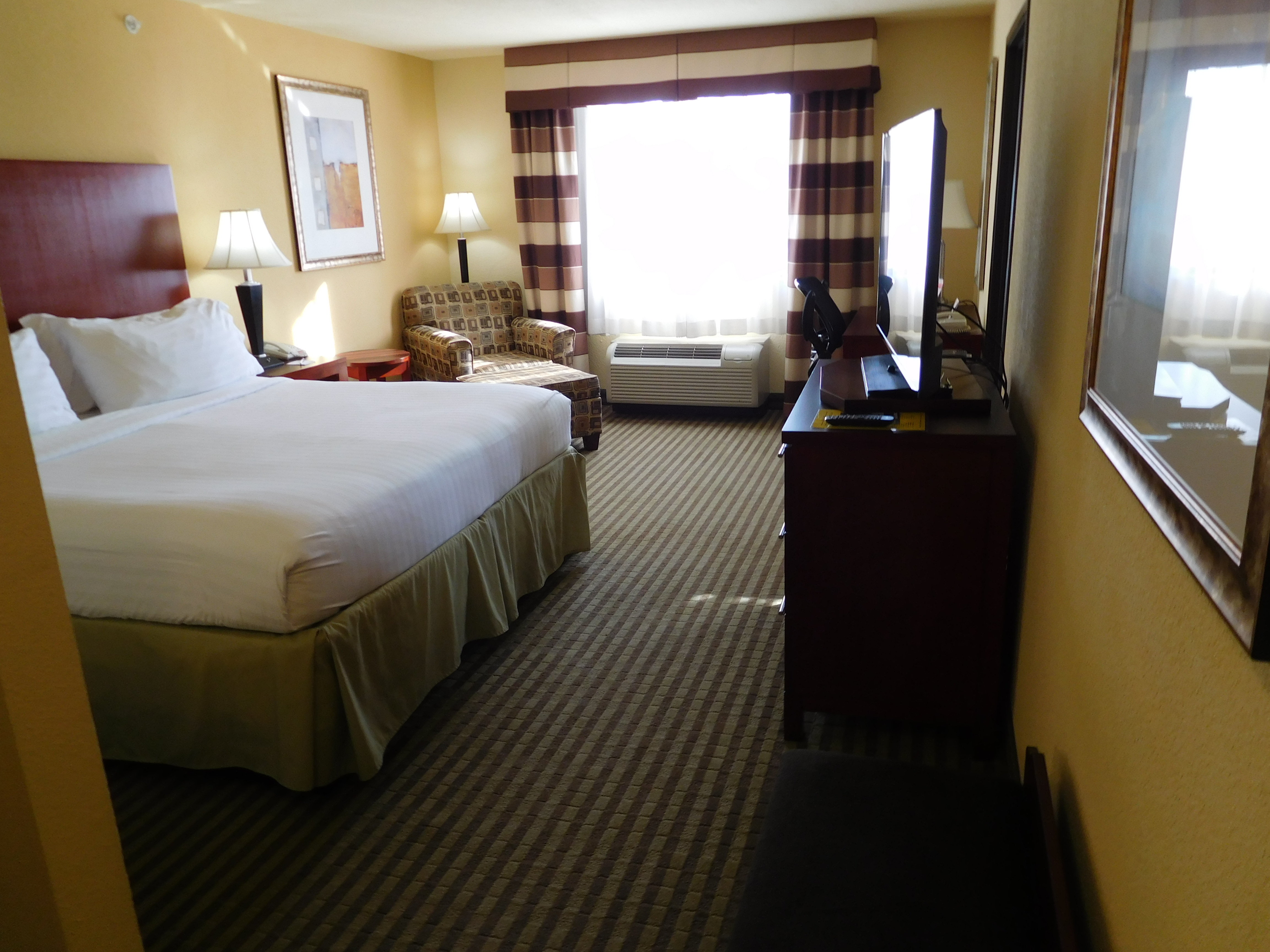 Holiday Inn Express Hotel And Suites Ponca City 14/50