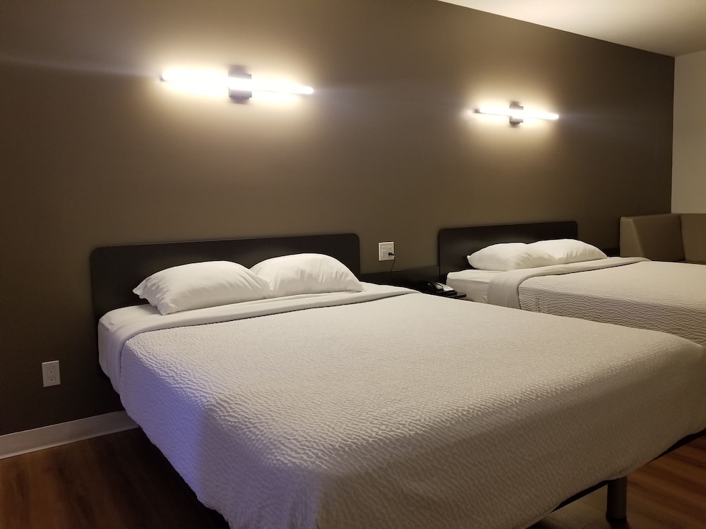 Motel 6 Innisfail AB 14/29