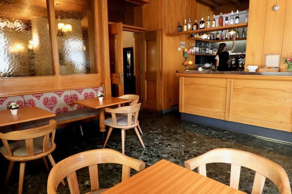 Hotel Pinzolo Dolomiti 71/76