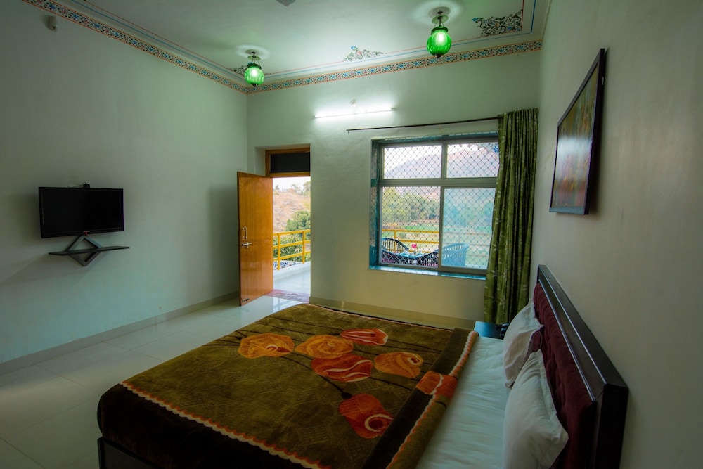 Lake Alpi resort Kumbhalgarh 24/50