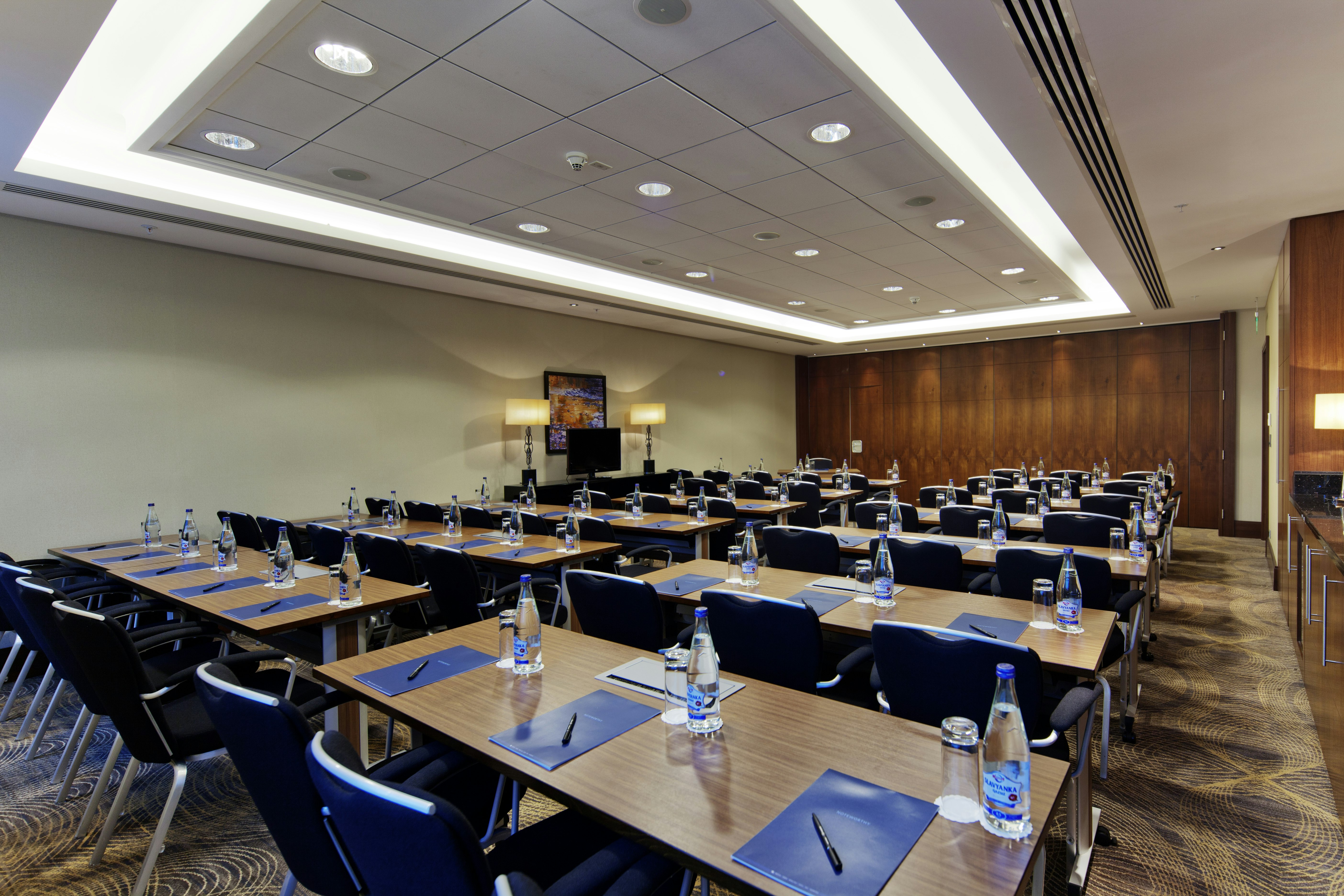 Hilton Baku 60/64