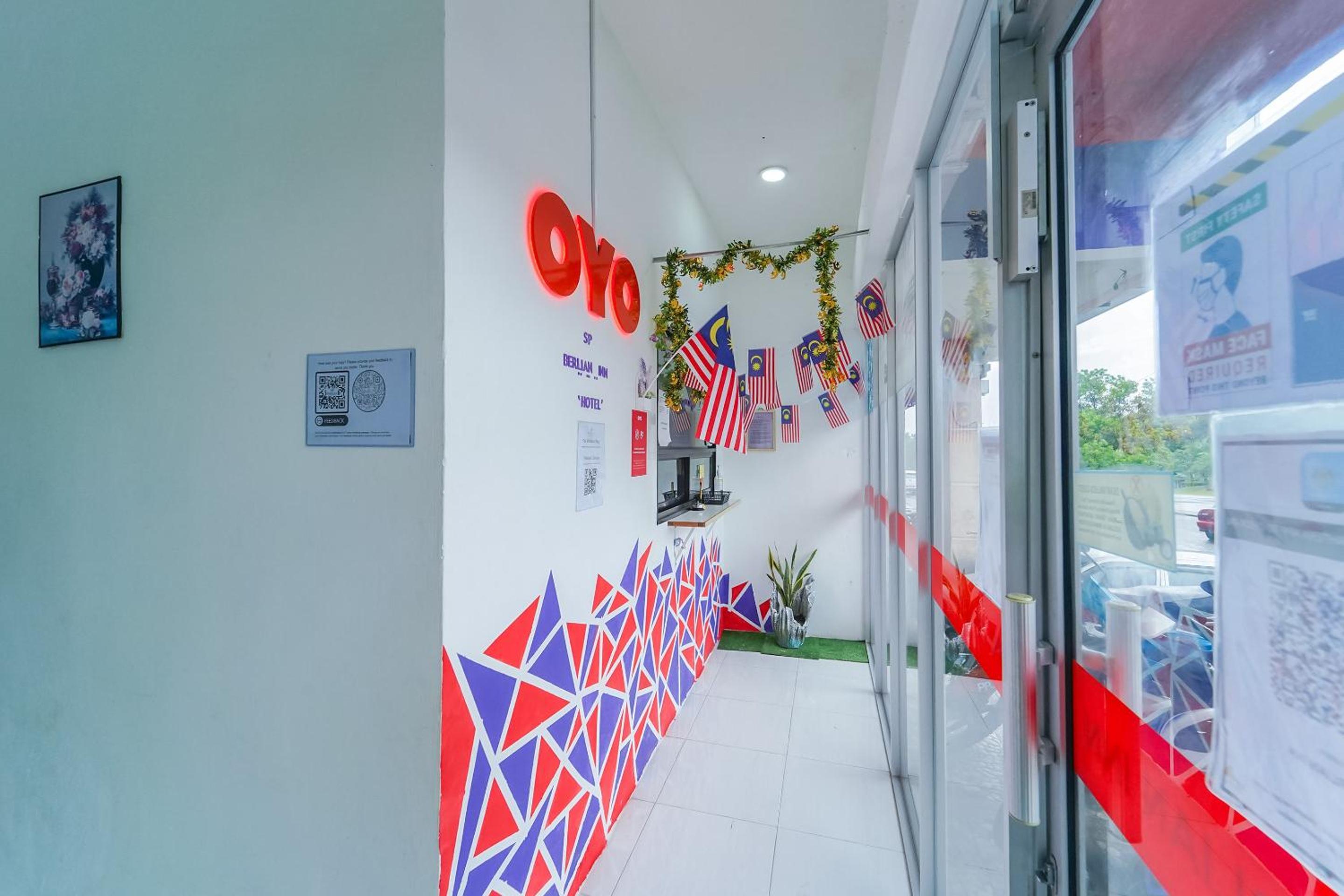 OYO 89820 Sp Berlian Inn 20/21