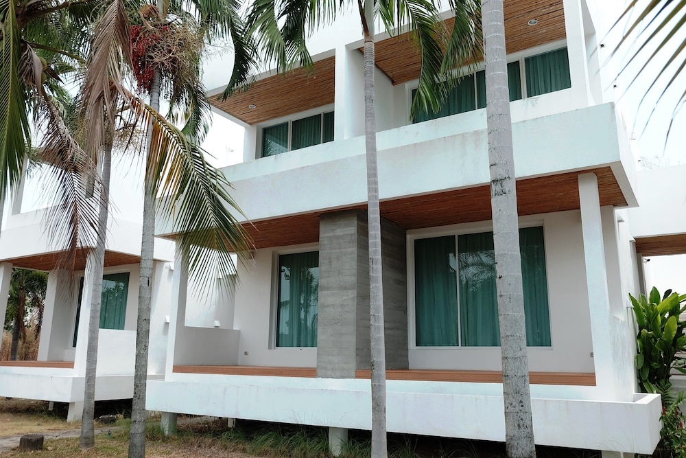 Ohana Resort And Restaurant photo1
