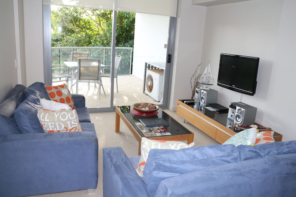 SCARBOROUGH BEACH RESORT 55/72