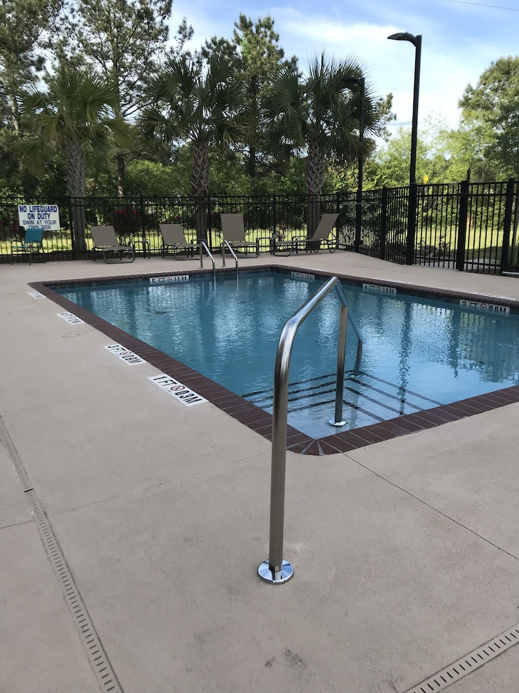 Comfort Suites Summerville 10/19