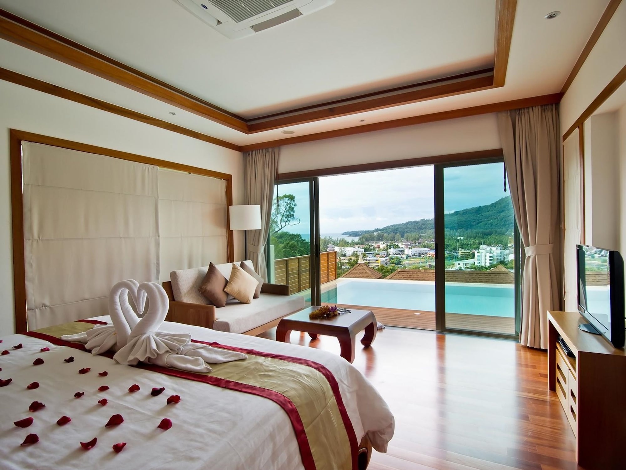 VILLA, HILL VIEW, PRIVATE POOL