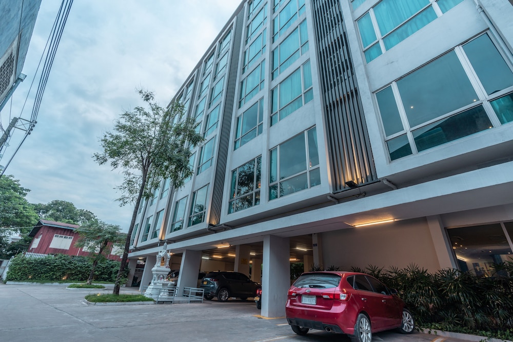 Grand Hotel Vientiane 3/60