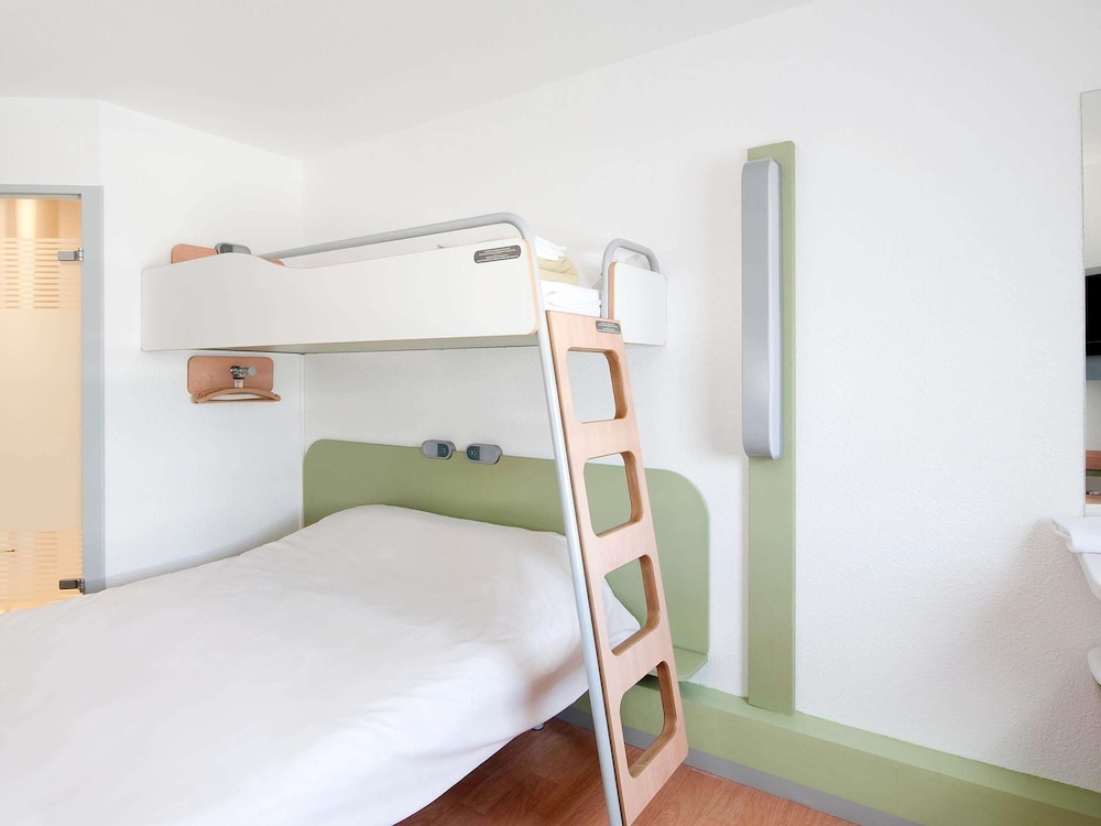 Ibis Budget Poitiers Sud 22/57