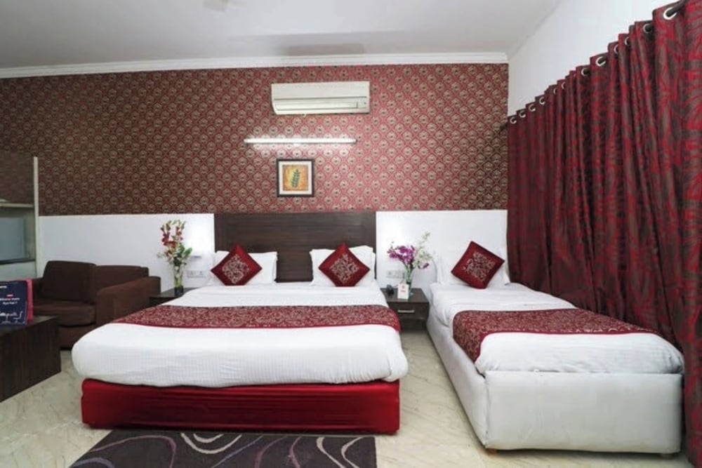 Jashns Inn 17/33