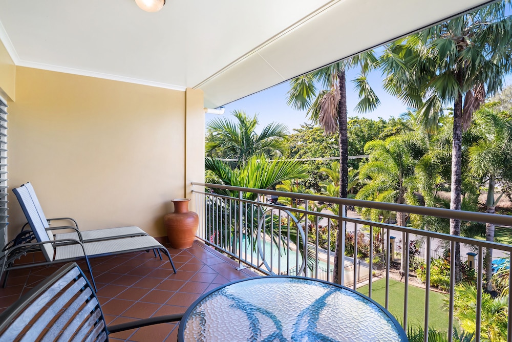 The York Beachfront Holiday Apartments 37/61