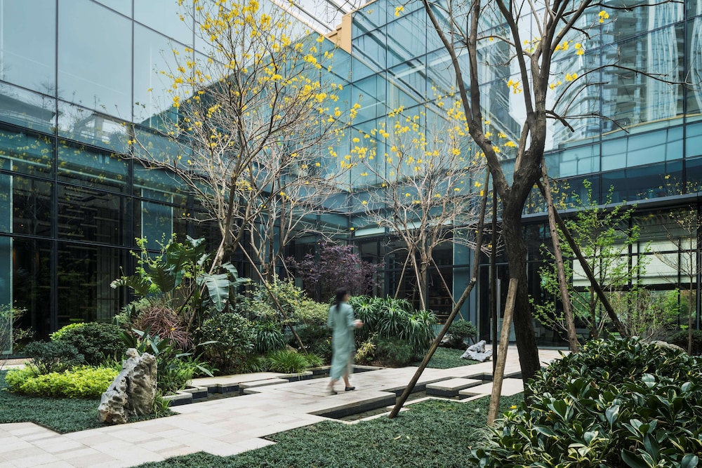Hyatt Regency Fuzhou Cangshan 69/73