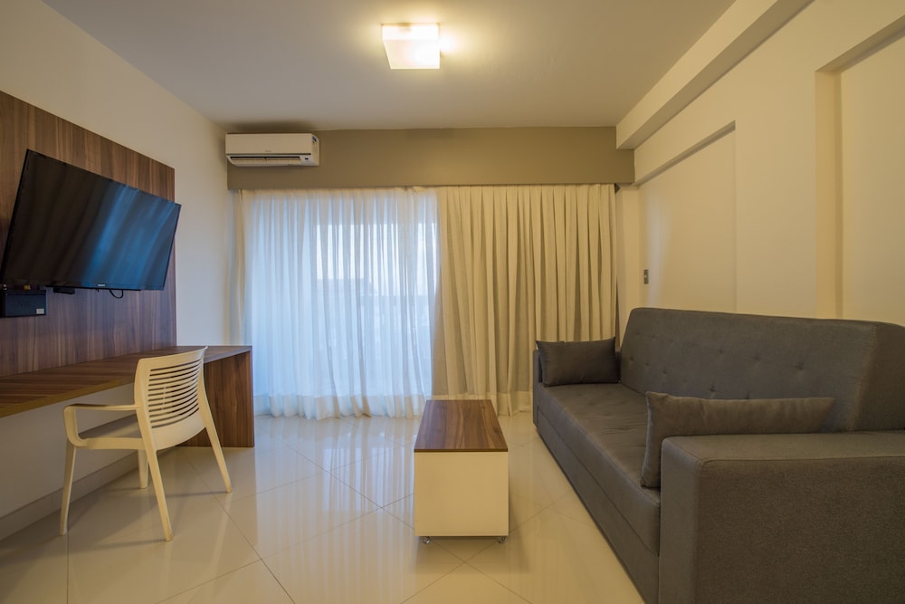 SERHS Beach Resort 78/100